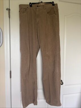 Levi's Men's Corduroy Pants in Tan Brown